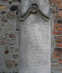 Kolumna epitafijna Ernsta von Niebelschütz